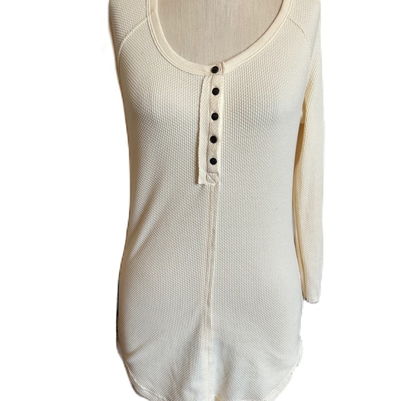 Techstyles Cream Vail Colorado Bohemian Base Layer Popover Thermal. Size Large - Picture 1 of 9